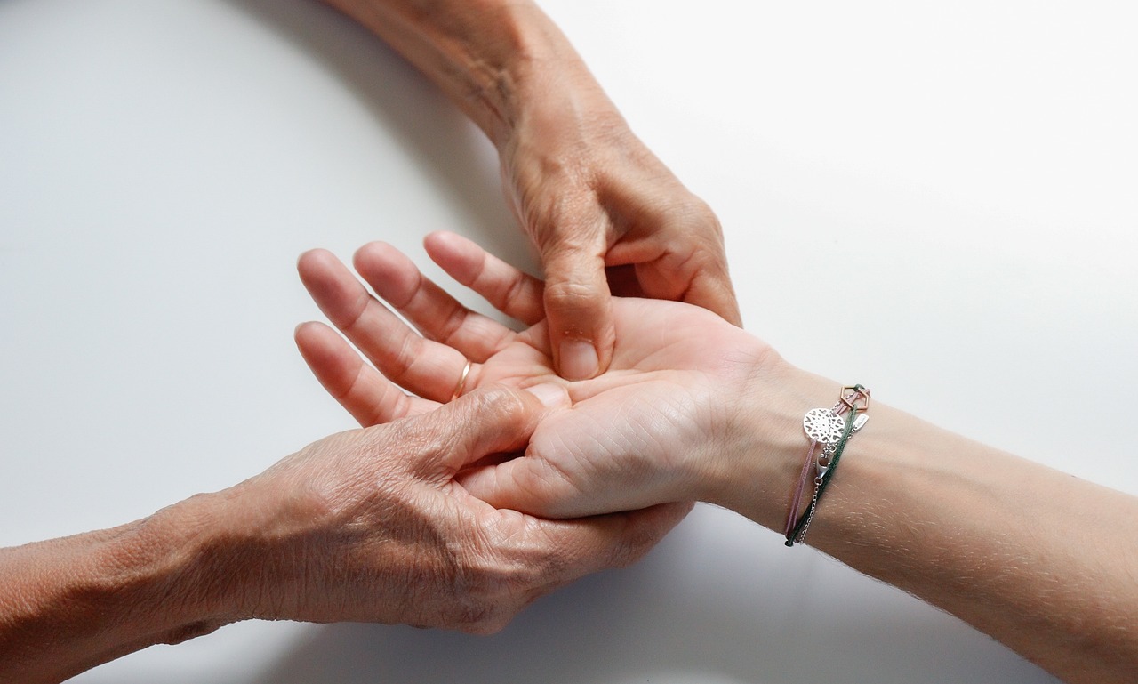 massage des mains, massage, traitement
