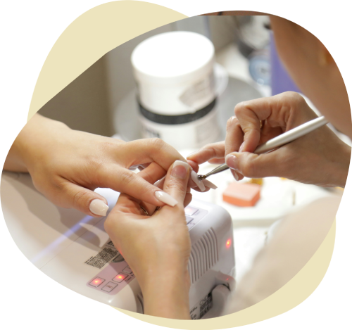 Pose de vernis à ongles